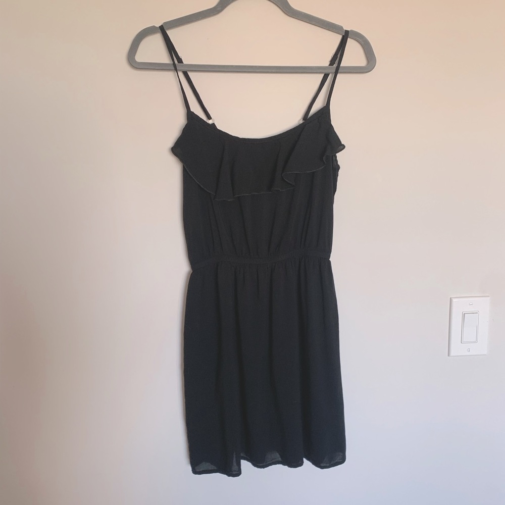 Black Summer Mini Dress with Ruffled Neck